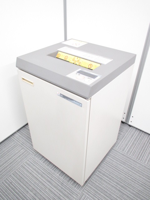 優れた操作性とバランスの良い人気モデルです。個人情報管理にはうってつけのスパイラルカットです。
                        その他シリーズ
                                    中古
            