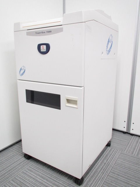 [機密性の高い引きちぎり方式]引きちぎり方式！大人数オフィスに最適！個人情報保護 マイナンバー
                        Trust-Eco 1500
                                    中古
            