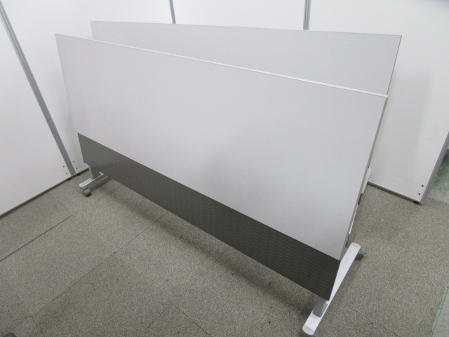 【2台セット商品】ウチダ製サイドスタックテーブル2台セット｜キャスター付き｜スタック(収納)可能【幕板付き】
                        その他シリーズ
                                    中古
            