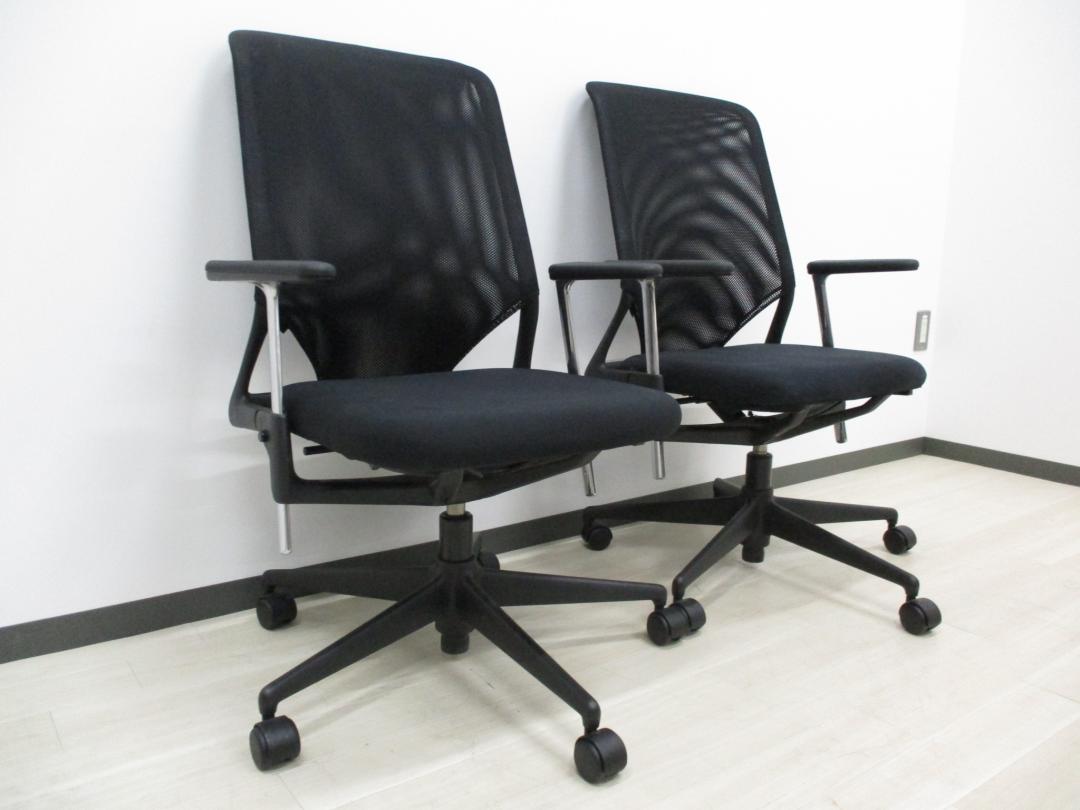 中古】メダ２チェア 41740200 vitra/ヴィトラ 肘付ハイバックチェア 216509 - 中古オフィス家具ならオフィスバスターズ