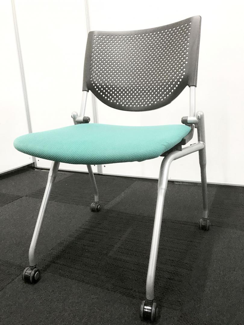 【オカムラ製王道ネスティングチェア！】明るいグリーンが魅力的なプロスタックチェア！重ねて収納可能です！
                        プロスタック
                                    中古
            