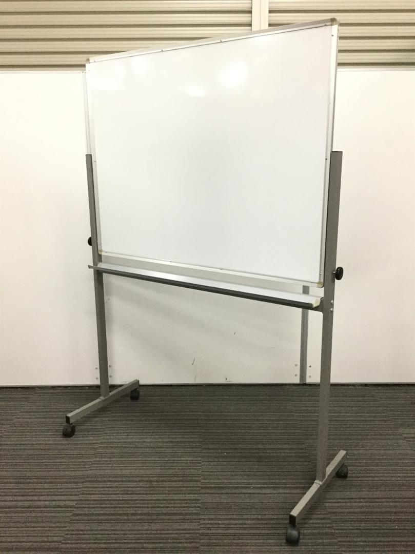 【限定1台入荷】横幅1200mmの自立式ホワイトボード　両面使えて便利ホワイトボード
                        不明
                                    中古
            