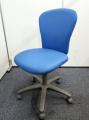 【コクヨ製】レグノ２（LEGNO２）定番の事務椅子　カラー：ブルー｜定価：30,700円