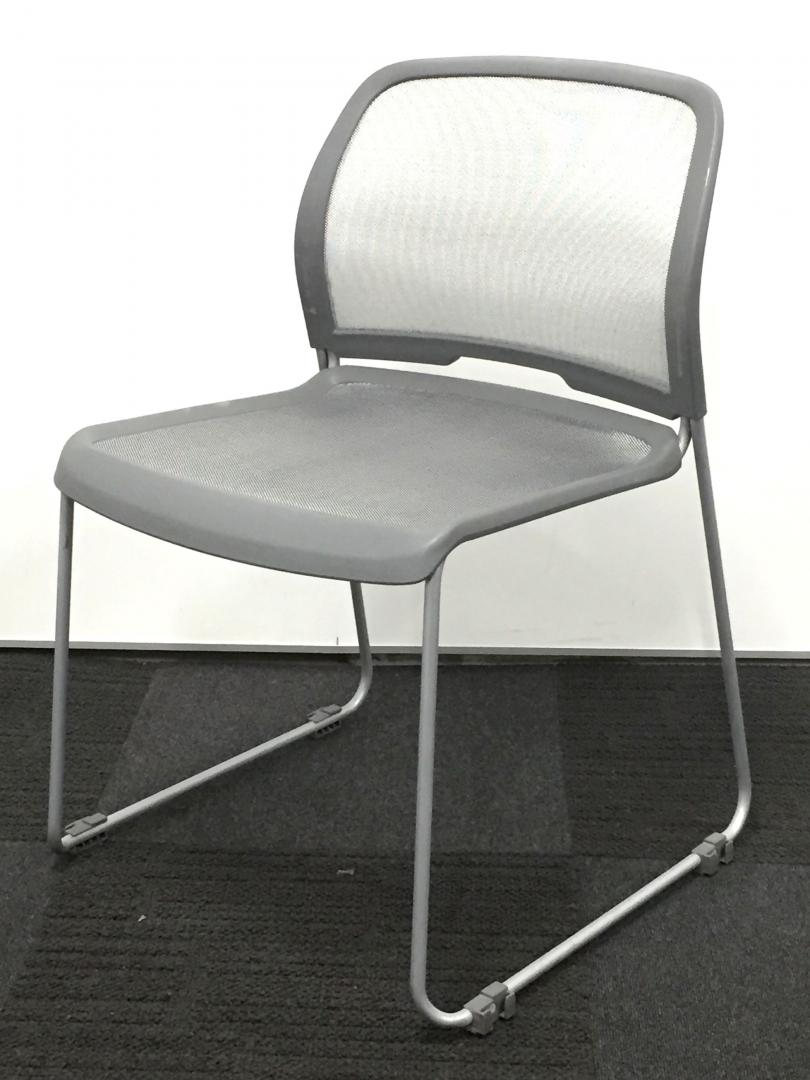 【重ねて収納◎】グレーメッシュのコスパ◎スタッキングチェア！
                        サンケイ製（JOIFA 409）
                                    中古
            