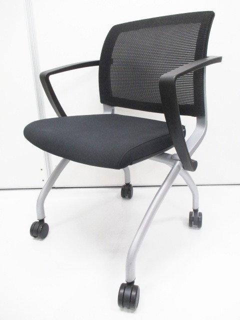 ★美品★内田洋行が国内販売を手掛ける「FURYS」のメッシュチェア
人気のメッシュタイプ　オシャレ
                        その他シリーズ
                                    中古
            