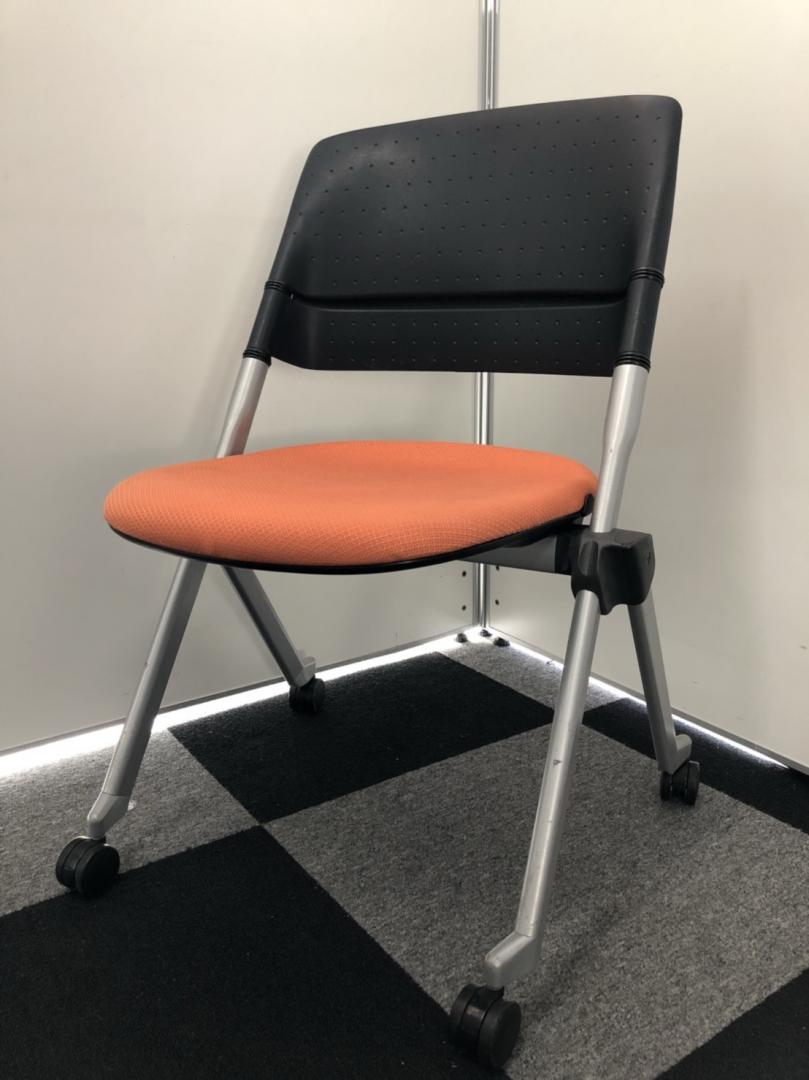 【6脚揃います】縦にも横にも収納できる！幅広い使い方が可能！
                        リータ
                                    中古
            