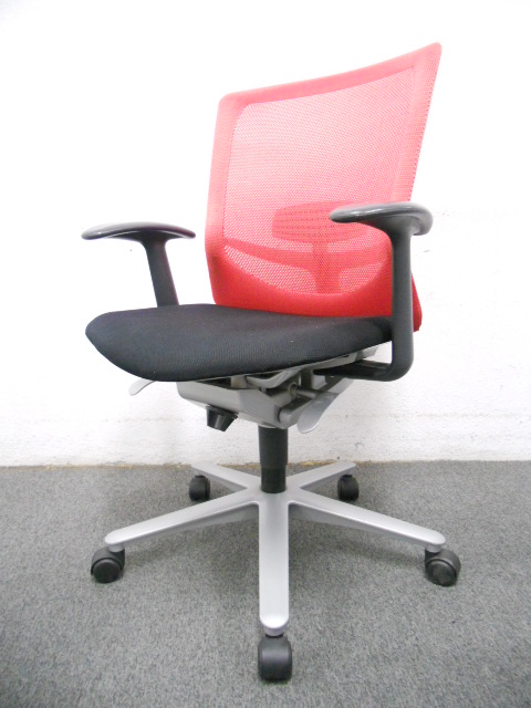 【今がチャンス！快適メッシュチェアがお買い得！】■レジアチェア（REGIA）レッド ■【商品入替のため値下げしました！】【β】
                        レジア
                                    中古
            