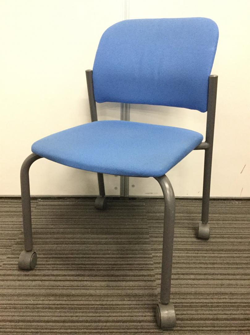 【在庫入替】コクヨ製　スタッキングチェア｜お手軽便利なスタッキングチェア入荷致しました！
                        その他シリーズ
                                    中古
            