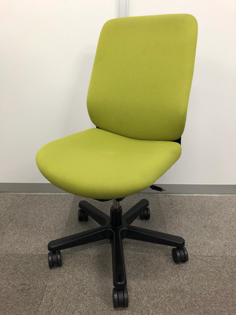 パソコン作業に最適！デュアルモーションロッキング機能！【イトーキ製】
                        トルテ
                                    中古
            