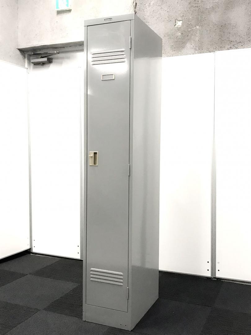 【中古感満載お得シリーズ！】オカムラ製の1人用ロッカー ※1本鍵付、スペアキー作成不可
                        その他シリーズ
                                    中古
            