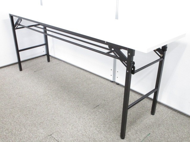 【使いやすい折り畳みテーブル】井上金庫製【スペース省略にうってつけ】
                        KMシリーズ
                                    新古品
            