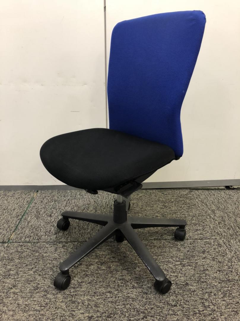 【20脚！】【定番商品】内田洋行製ルディオチェア　人気のカラーブラック/ブルー　
                        ルディオ
                                    中古
            