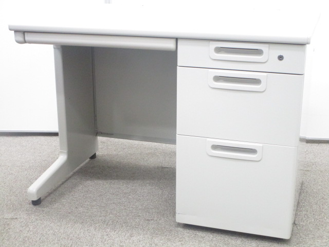 【横幅1000mmの片袖机入荷！】プラス製LAシリーズ｜ライトグレー色
                        LA
                                    中古
            