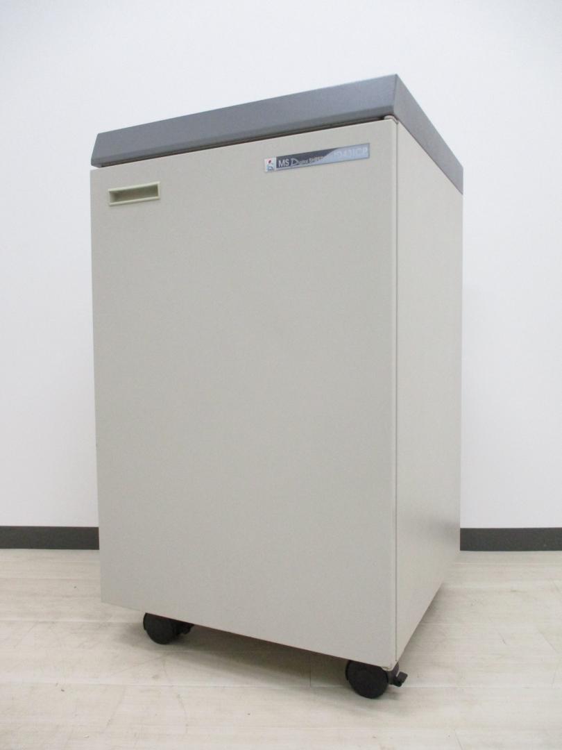 【1台限定！】新品定価75万円！最大45枚同時細断可能！[スパイラルカット]
                        ID431CP
                                    中古
            