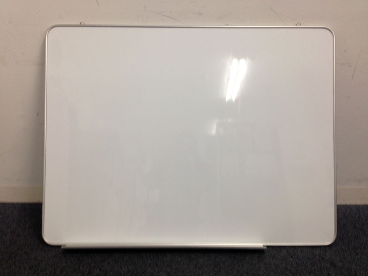 【1枚入荷】お手頃価格で導入可能！！　場所を選ばない便利な壁掛け用！！
                        その他
                                    中古
            