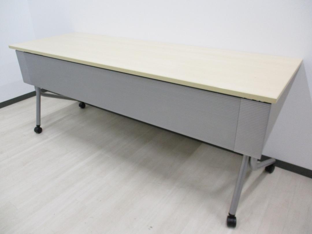 【3月限定在庫入れ替えセール】岡村製作所製(okamura)ネスティアシリーズ！折り畳み、キャスター付き、幕板付きで女性も安心のお洒落なテーブルです！
                        その他シリーズ
                                    中古
            