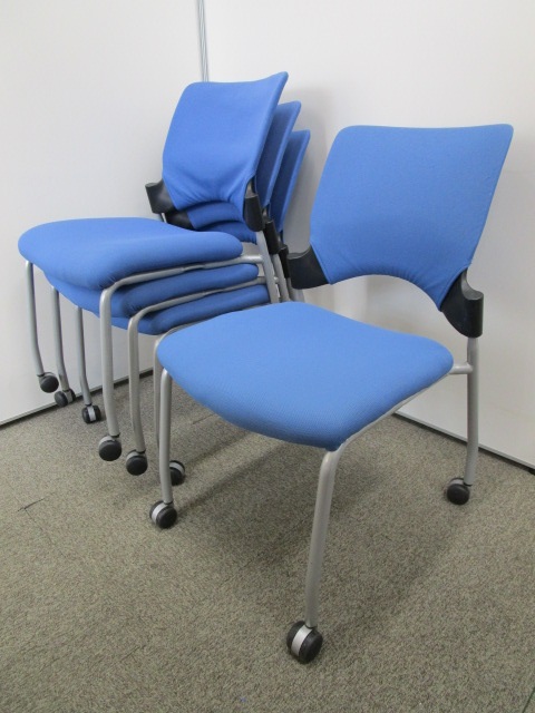 【大量入荷セット商品】スタッキングチェア単体セット【ブルーカラー】
                        その他シリーズ
                                    中古
            