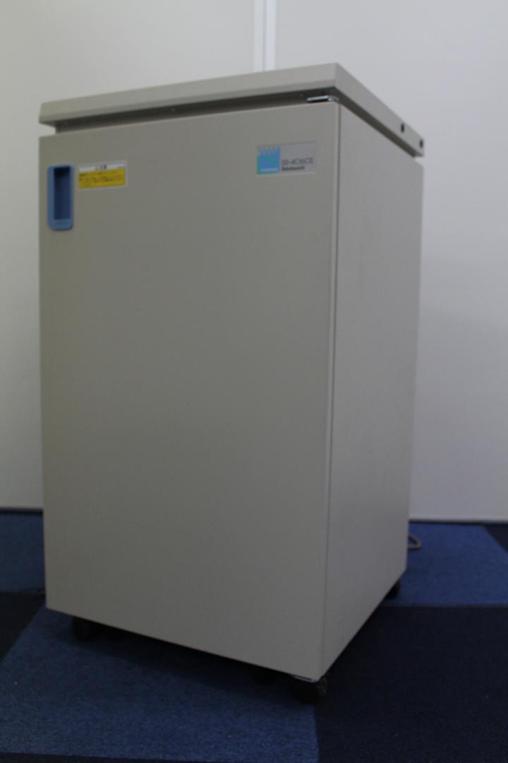 【新品で最大20枚以上裁断可能!!】低価格でパワフルなシュレッダーを御探しならこちら！ナカバヤシ製　SR-406CE
                        その他シリーズ
                                    中古
            