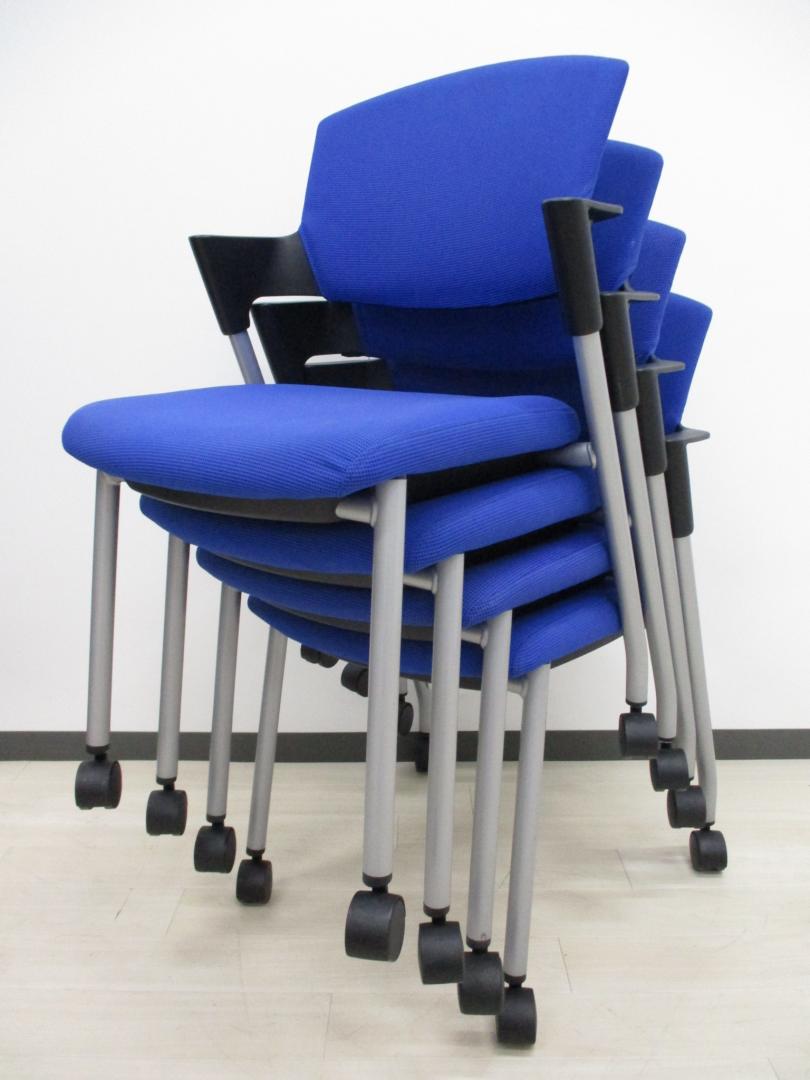 【限定1セット！】【美品】■大人気スタッキングチェアの入荷です！！
                        プロッティ
                                    中古
            