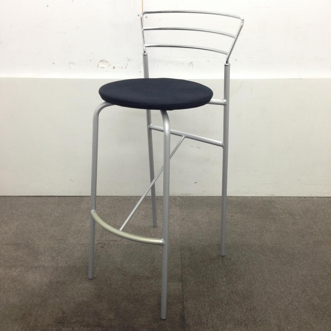 【ラスト1脚】【在庫入替の為お安く！】【現行モデル】リフレッシュルームに最適なカウンターチェア！

                        アテーザ
                                    中古
            