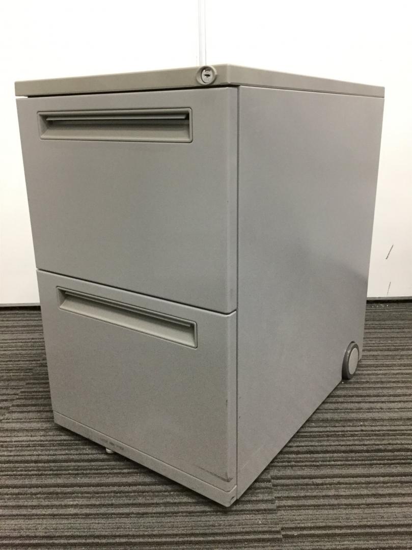 【おつとめ】内田洋行製　FEEDシリーズ｜A4ファイル収納に便利な2段ワゴン入荷致しました！
                        Feed
                                    中古
            