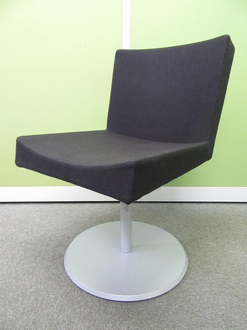 [シンプルな見た目でどんなオフィスにも！]ミーティング、休憩室用に大人気！相合家具製、meetチェア！A00509926　　θ
                        相合家具製作所　SOGOKAGU
                                    中古
            