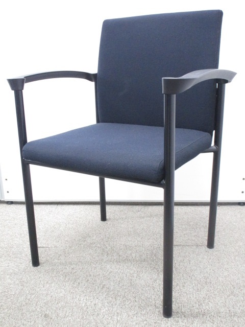 【待合室などにオススメ】シックでシンプルなデザイン【肘付チェア】
                        その他シリーズ
                                    中古
            