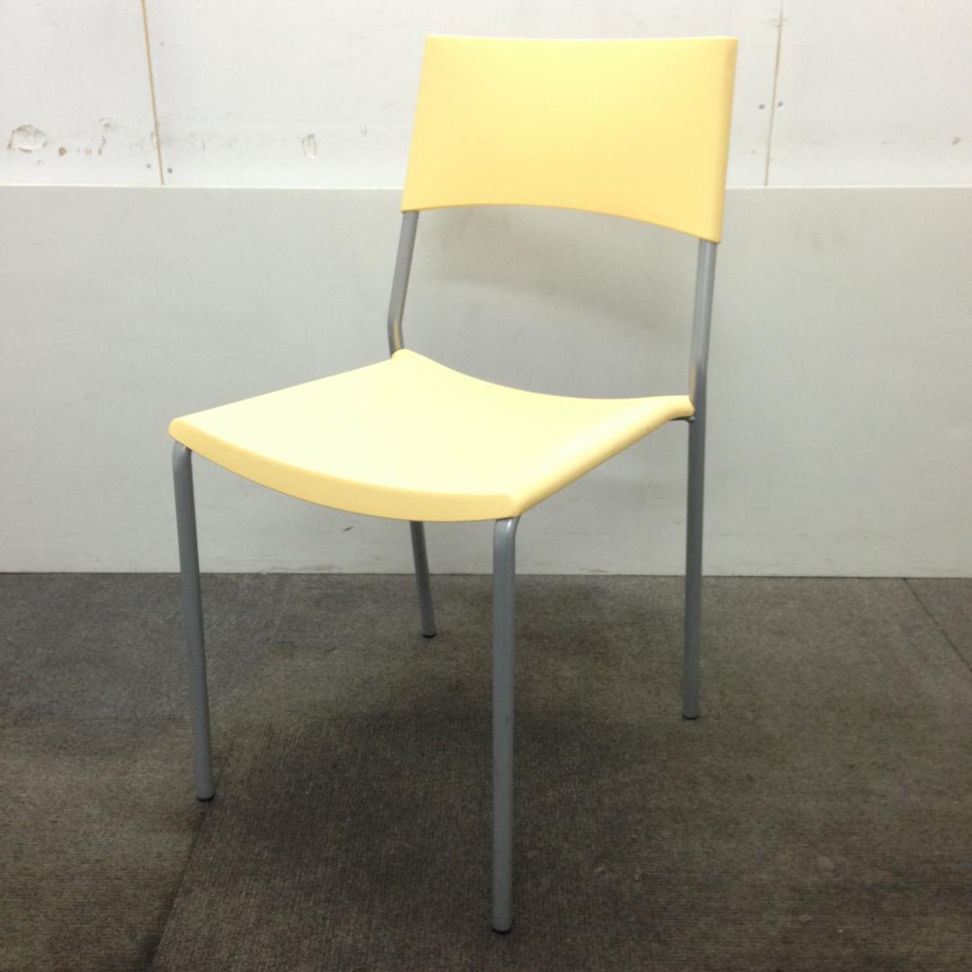 【シンプルイズベスト！】オカムラ製☆樹脂素材でお手入れラクラク！大量28脚入荷！！
                        フロリダ
                                    中古
            