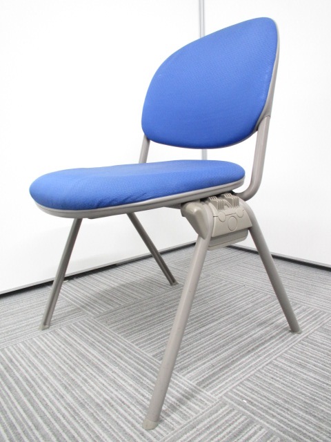 [会議用に必須オフィス家具!]会議用チェア　ミーティングチェア　スタッキングチェア　上に重ねて収納可能!
                        その他シリーズ
                                    中古
            