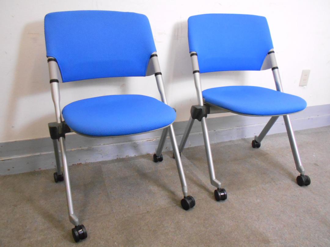 【KS】[2脚セット][在庫数1セットのみの為ローコストでご案内!]ミーティングチェア　会議用椅子　キャスター付き
                        その他シリーズ
                                    中古
            