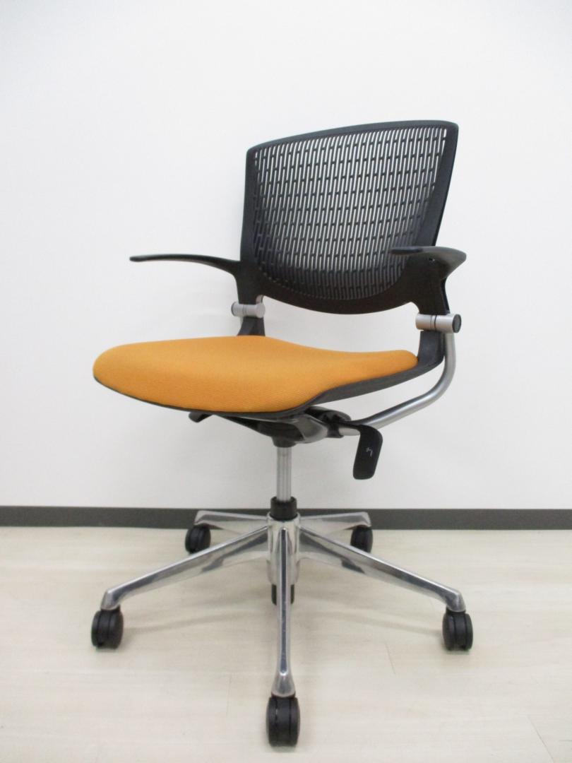 【8脚入荷】オフィスが一気にオシャレになる！お買い得なミーティングチェア
                        グラータ
                                    中古
            