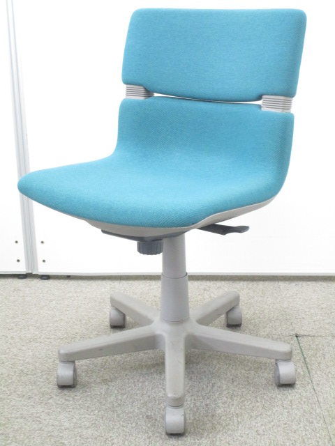 【珍しい!!状態良好なドーサルが入荷!!】イトーキが生んだ隠れた名品!!しなやかに曲がる背面が心地よい!!
                        ドーサルⅡ
                                    中古
            