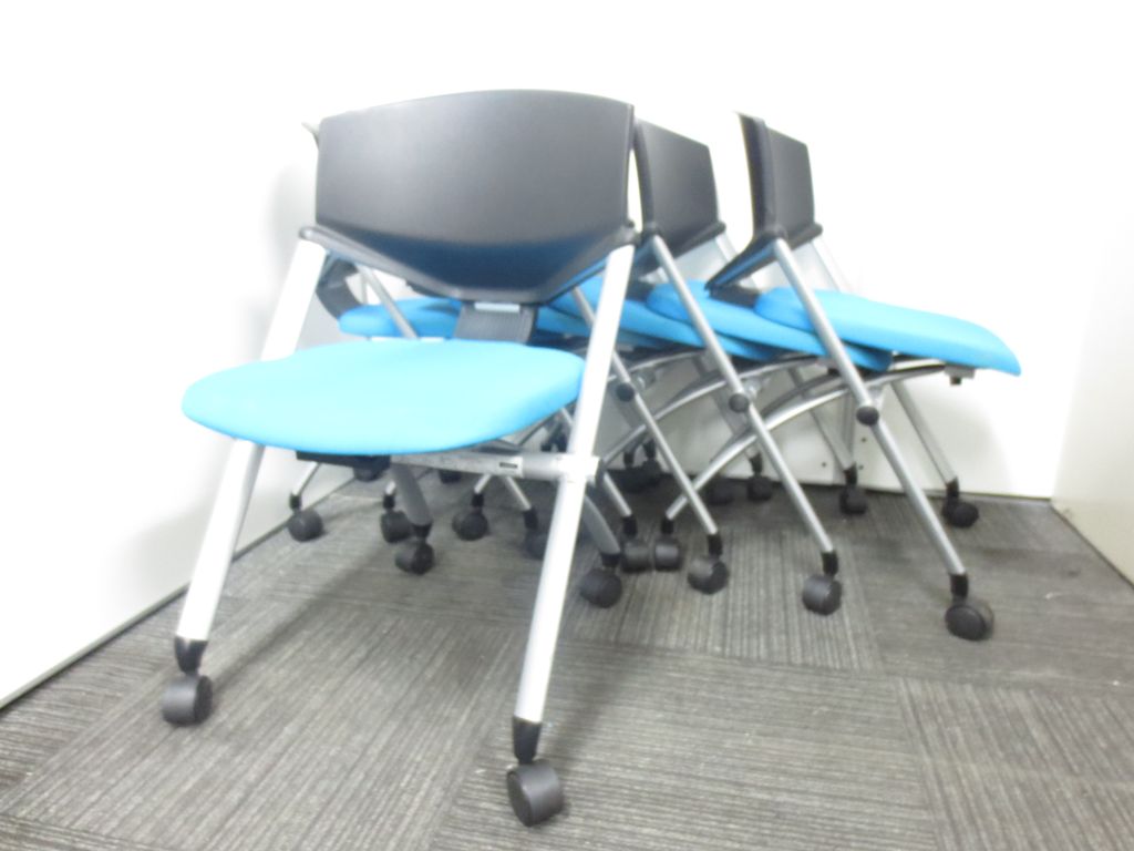 【セットだからお得!!20％OFF!!】国産ネスティングチェア
                        その他シリーズ
                                    中古
            