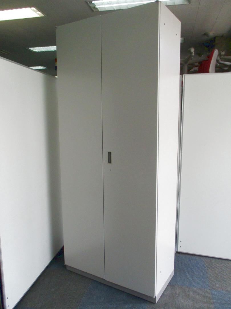 【A4ファイルが6段収納可能！】高さ2100mmの書庫！【搬入の際はご注意を！】
                        シンライン
                                    中古
            