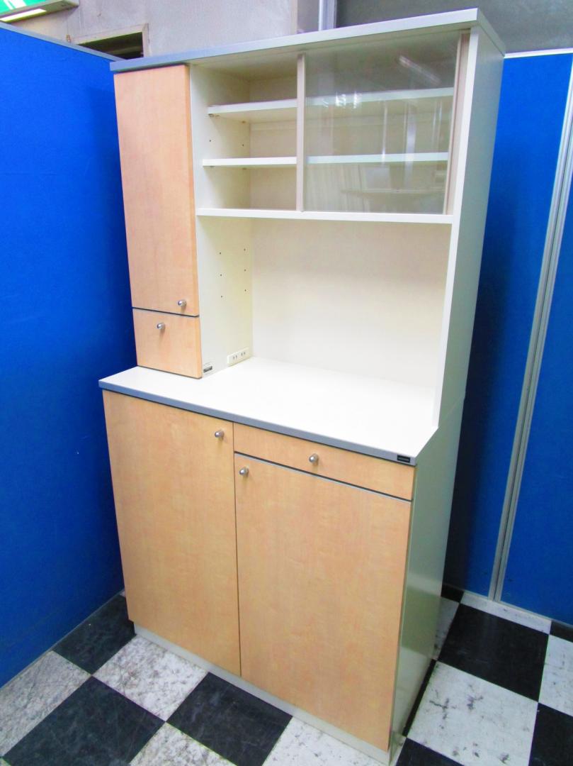 【限定1台入荷の為、お早目のお問い合わせを！】少し低めで女性も作業がしやすい木製のビジネスキッチン入荷致しました【中古オフィス家具】【さいたま市】
                        その他シリーズ
                                    中古
            