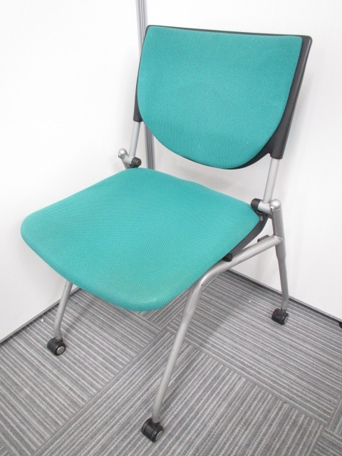 [爽やかグリーンカラー]ミーティングチェア　ネスティングチェア　キャスター付き
                        プロスタック
                                    中古
            