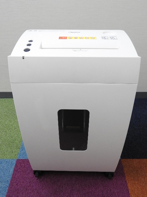 【新古品】裁断音の静かなコンパクトサイズシュレッダー!!パーソナルクロスカット【RP】
                        S50
                                    新古品
            