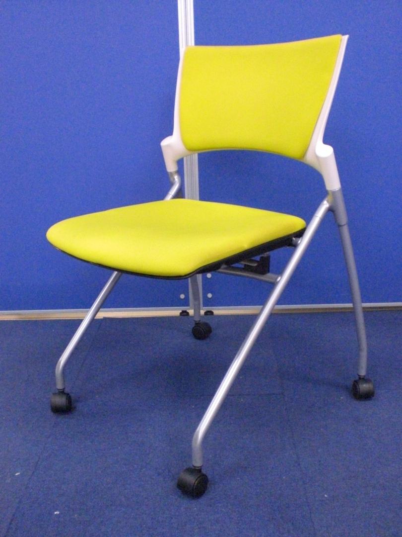 【30脚揃いで入荷!!】高スペックなネスティングチェア【横に重なて収納可能】
                        マノス
                                    中古
            