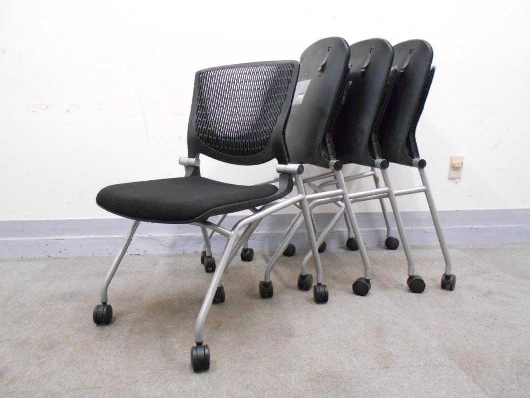 【KS】[4脚セット]高品質　会議用チェア　ミーティングチェア　キャスター付き
                        グラータ
                                    中古
            