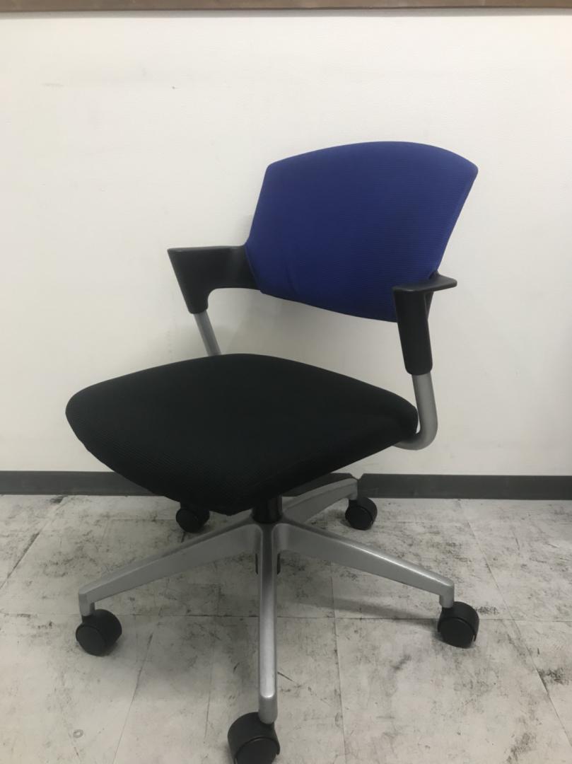 【1脚限定】プロッティシリーズ｜ミーティングチェア【商談・研修用に】
                        プロッティ
                                    中古
            