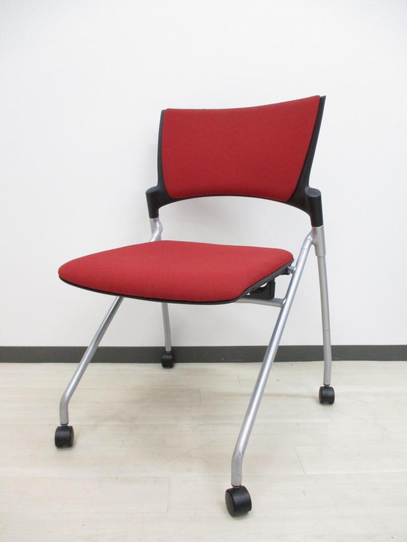 【1脚限定の為お安く】■人気シリーズオフィスが明るくなるレッド色の入荷です！デザイン性、座り心地の良いミーティングチェア‼
                        マノス
                                    中古
            