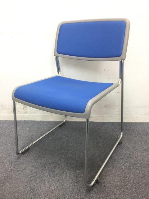 【13脚入荷】スタンダードな会議用チェア｜明るいブルー色｜コクヨ製
                        その他シリーズ
                                    中古
            