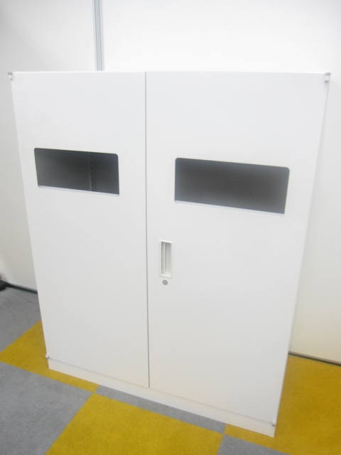 【ホワイトカラーで清潔感あり！】【物置としても！】書庫型ゴミ箱【レア物!】
                        その他シリーズ
                                    中古
            