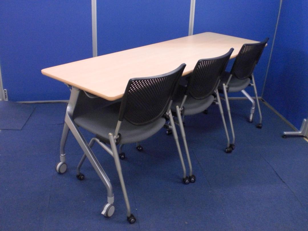 【人気シリーズがセットに!!】テーブル＋スタックチェアの即席セット!!【選ぶのが面倒な方向け!!】	
                        その他シリーズ
                                    中古
            