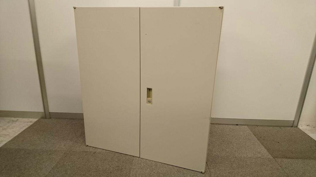 【定番！W900でH1100の両開き書庫！】書類整理の味方！
                        42
                                    中古
            