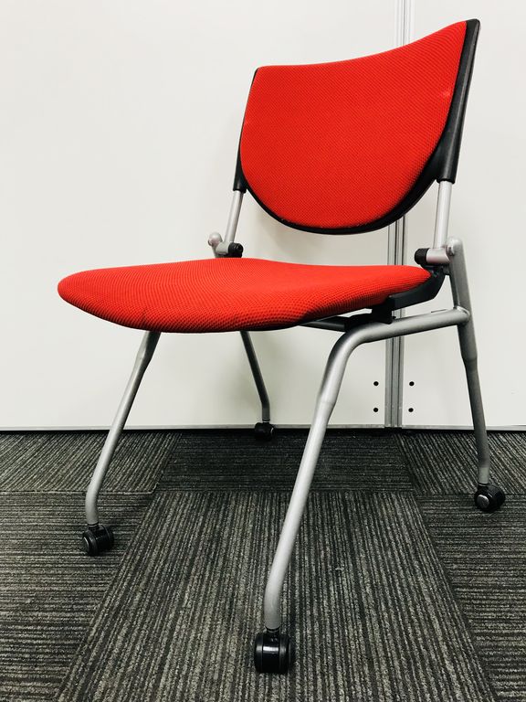 【8脚入荷！】スタッキングチェア！積めるので場所を取らない！【レッド】
                        プロスタック
                                    中古
            