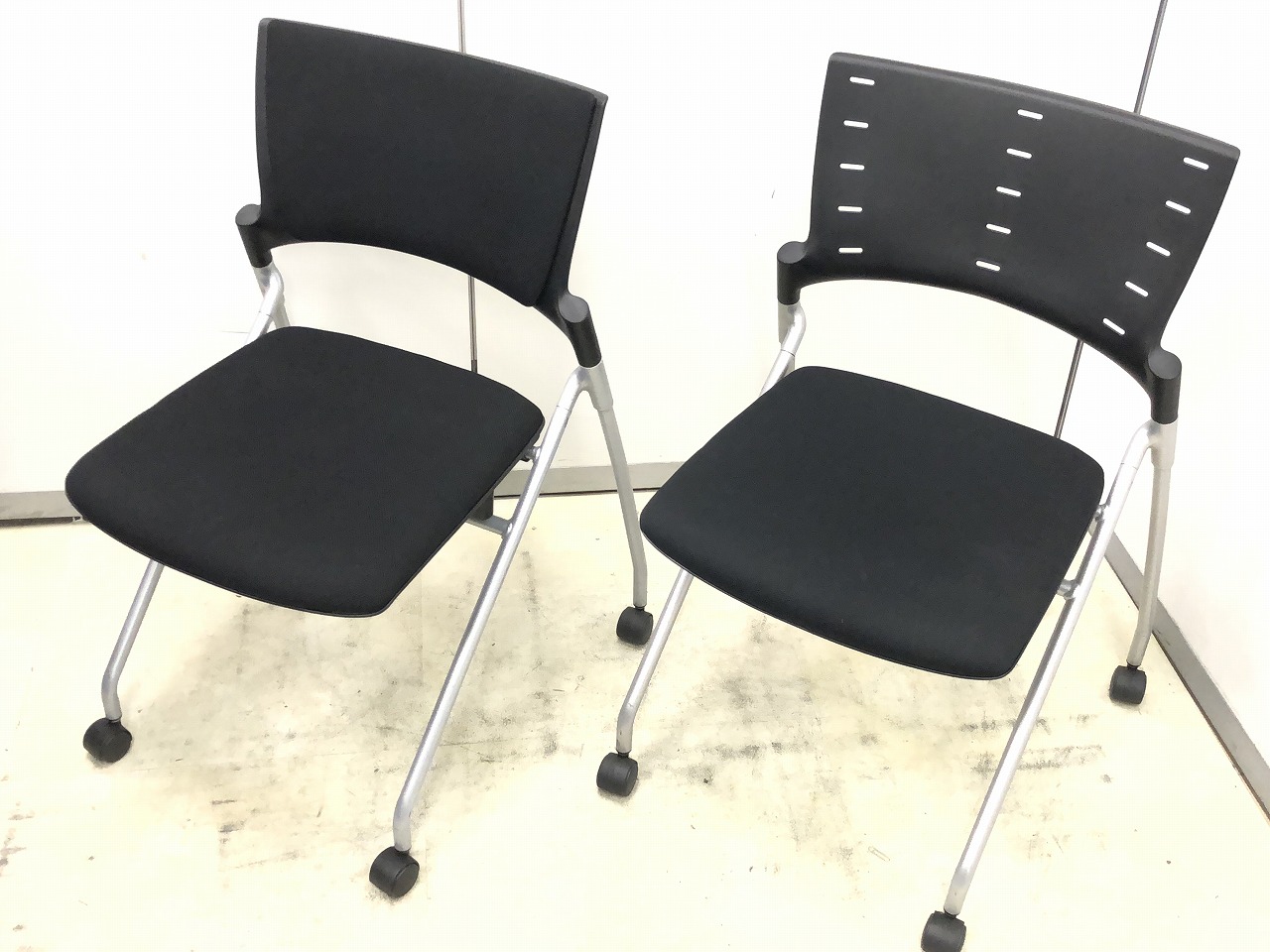 【セット販売です！！】イトーキ製のマノスチェアが2脚でお得！！【おつとめ品】
                        マノス
                                    中古
            