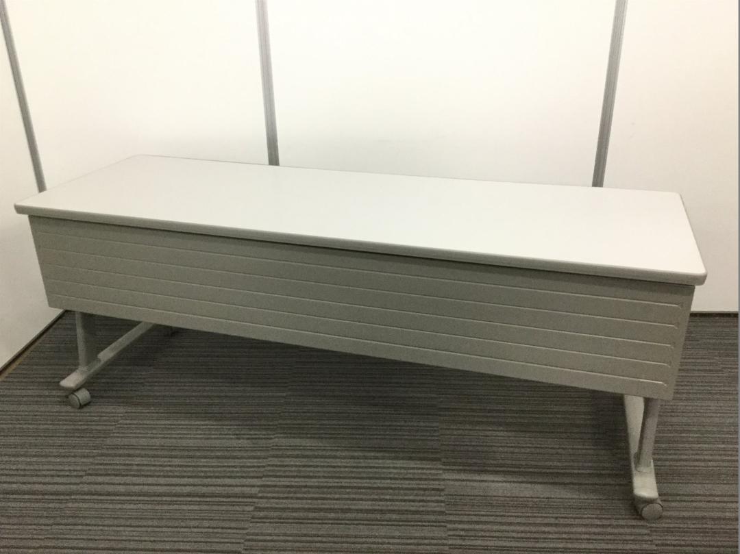 【ロット入荷！】会議室・ミーティングスペースなどに最適　オカムラ製Nタイプ　サイドスタックテーブル
                        その他シリーズ
                                    中古
            