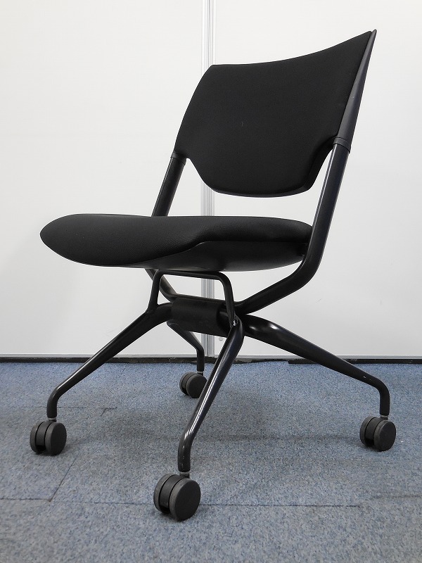 収納便利！！　イトーキのネスティングチェアを入荷しました！

                        レクシブ
                                    中古
            