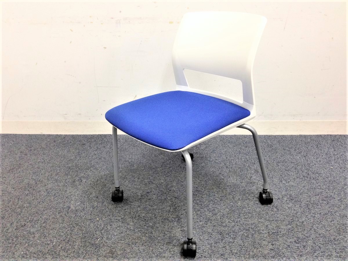 【8脚入荷】ホワイトシェルが美しい！！　コクヨ　160シリーズ　シンプルながらスタイリッシュデザイン！！
                        その他シリーズ
                                    中古
            